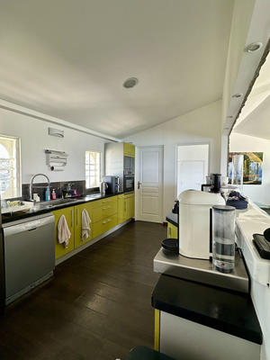 Appartement - 230 m² - 4 pièces