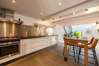 Appartement - 197 m² - 6 pièces