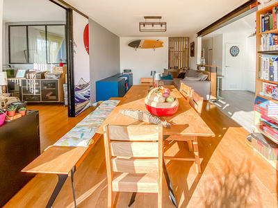 Appartement - 81 m² - 3 pièces