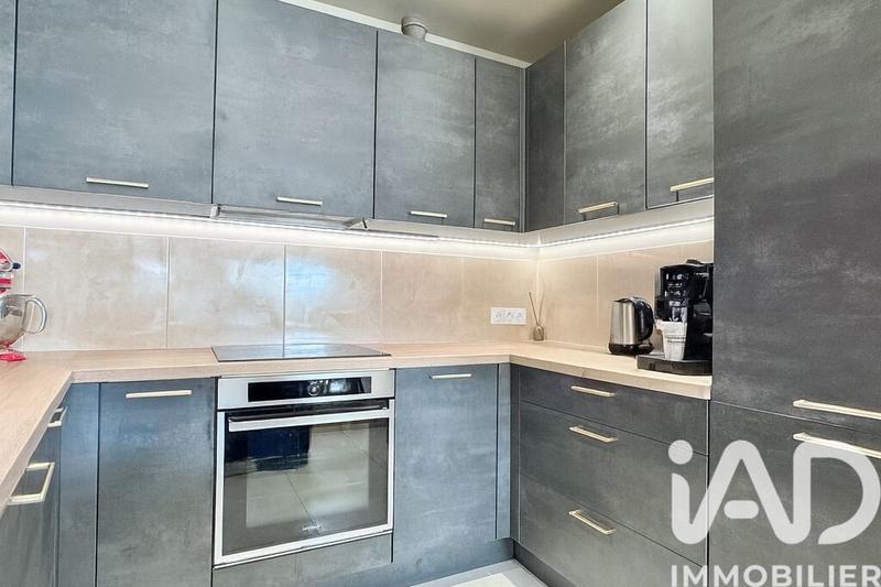 Appartement - 77 m² - 3 pièces