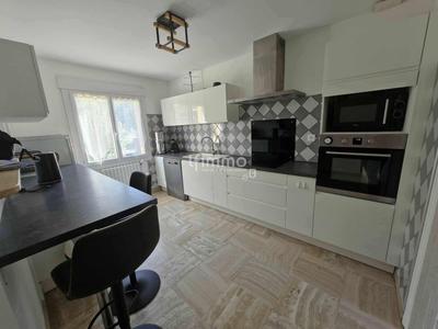 Maison - 120 m² - 4 pièces