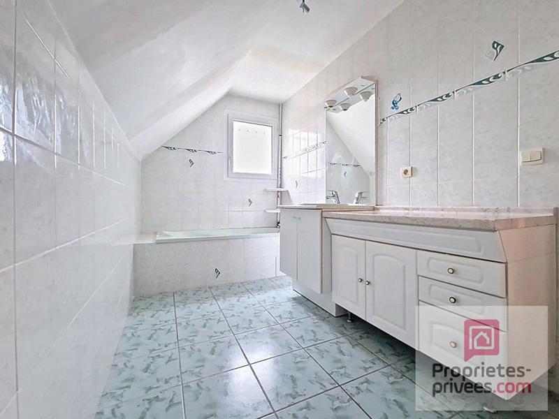 Maison - 100 m² - 4 pièces