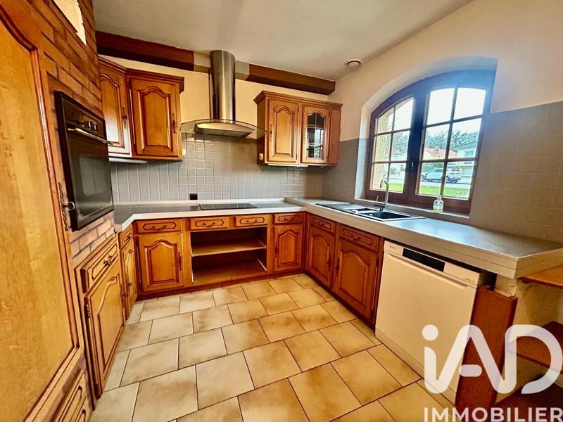 Maison - 186 m² - 7 pièces