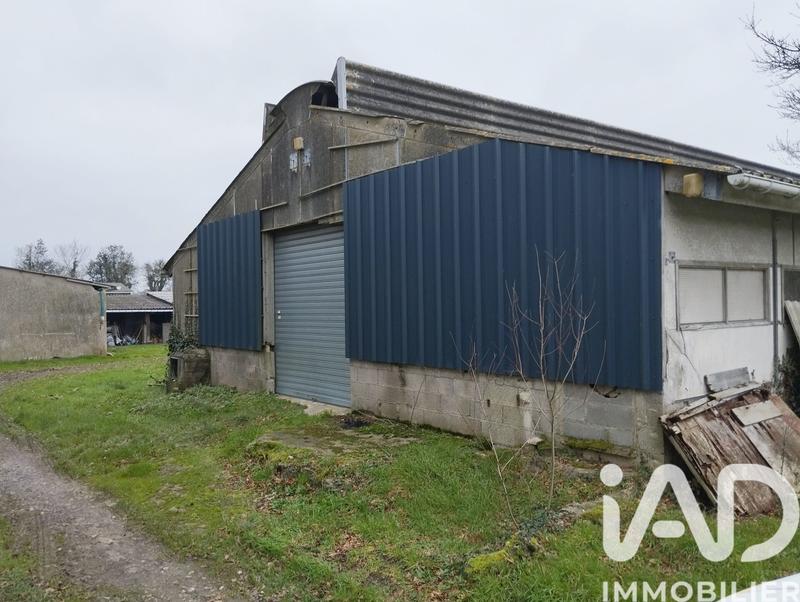 Maison - 360 m² - 1 pièce