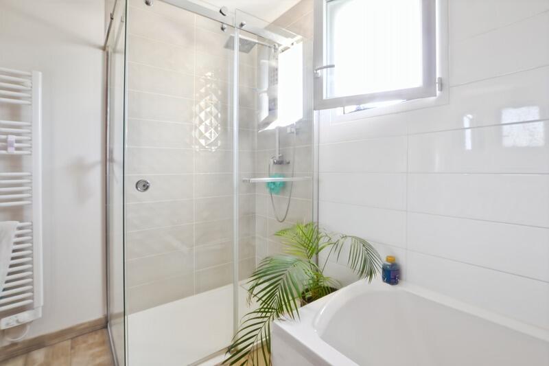 Villa - 90 m² - 4 pièces