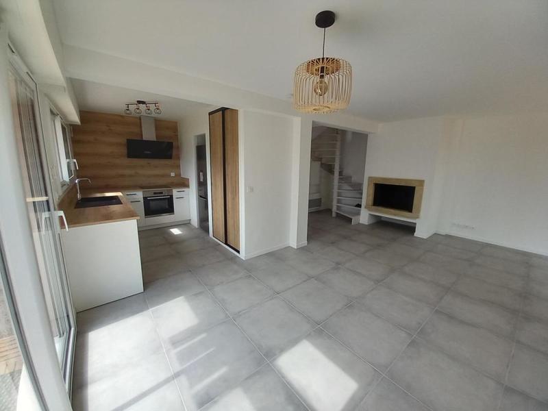 Maison - 76 m² - 5 pièces