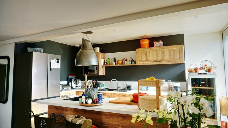 Maison - 279 m² - 18 pièces