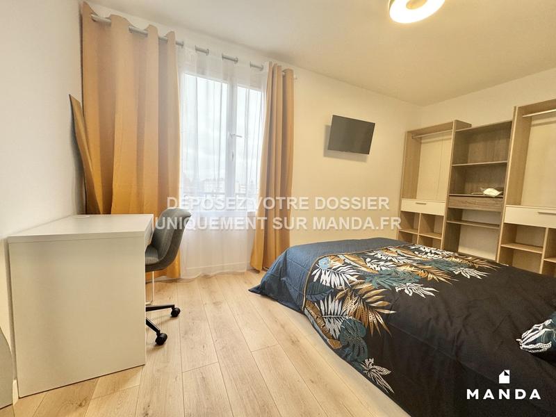 Chambre - 10 m² - 5 pièces