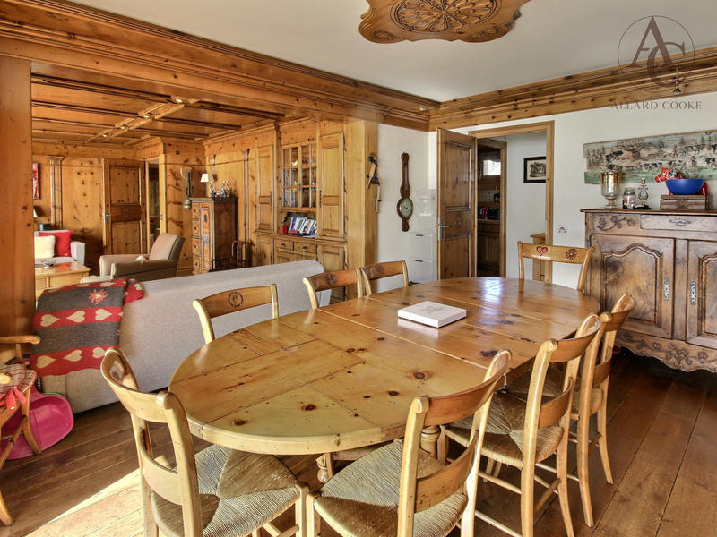 Appartement - 98 m² - 4 pièces