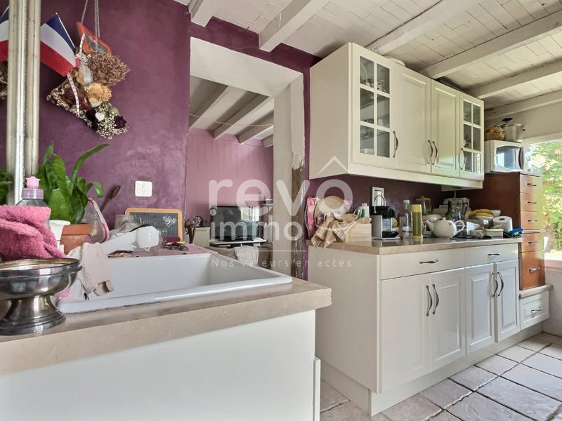 Maison - 223 m² - 8 pièces