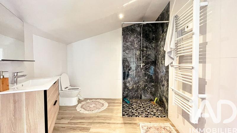 Maison - 88 m² - 4 pièces