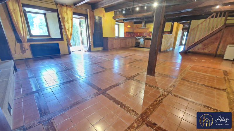 Maison ancienne - 190 m² - 4 pièces