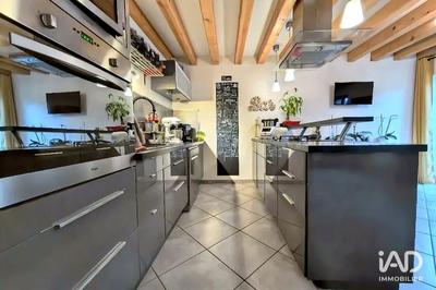 Maison - 97 m² - 4 pièces