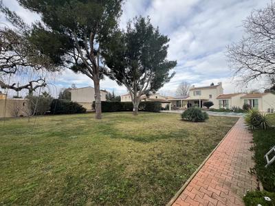 Terrain constructible - 628 m²