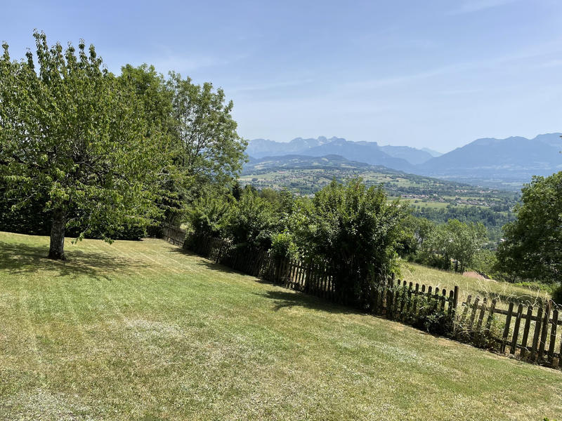 Maison - 228 m² - 7 pièces