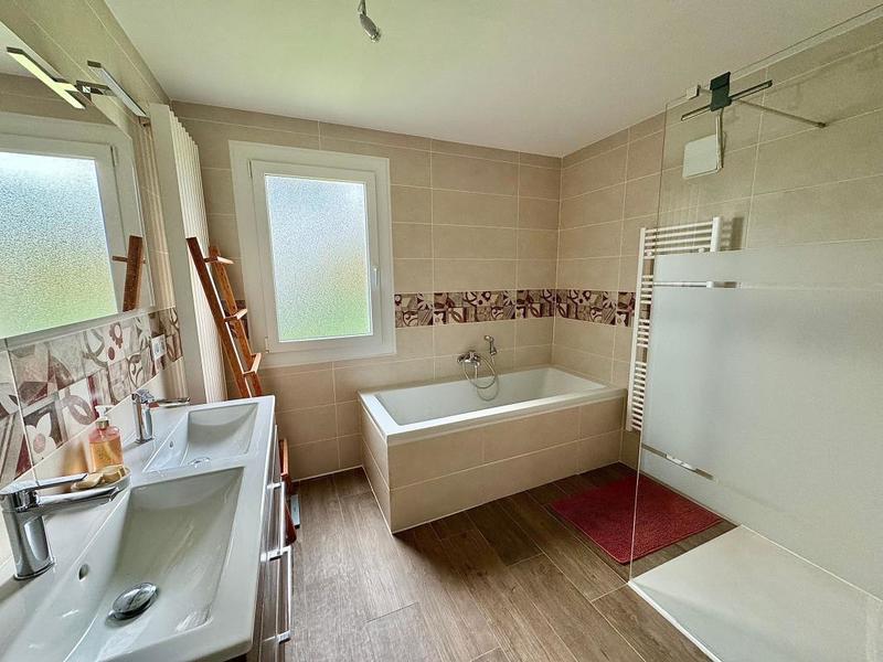 Maison d'architecte - 153 m² - 5 pièces