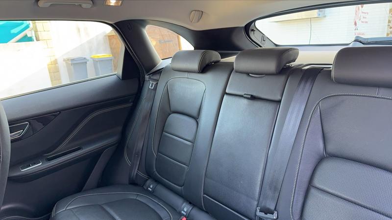 Jaguar F-Pace 2.0 d 180 Awd Bva8 R Sport