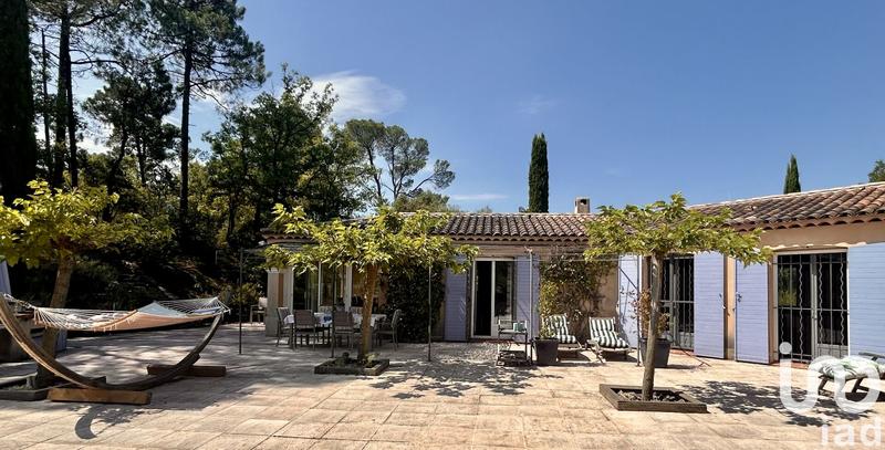 Maison - 230 m² - 6 pièces