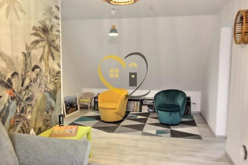 Maison - 190 m² - 6 pièces