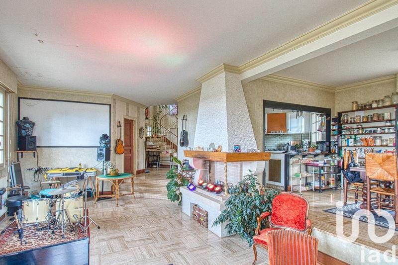 Maison - 350 m² - 9 pièces