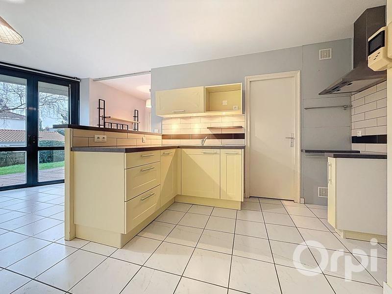 Studio - 36 m² - 1 pièce