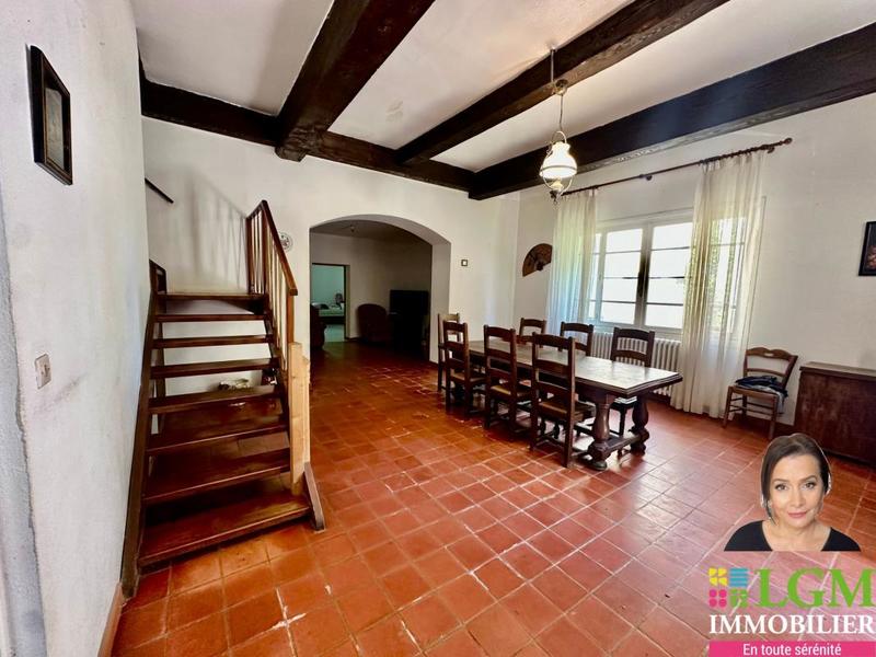 Mas - 300 m² - 8 pièces