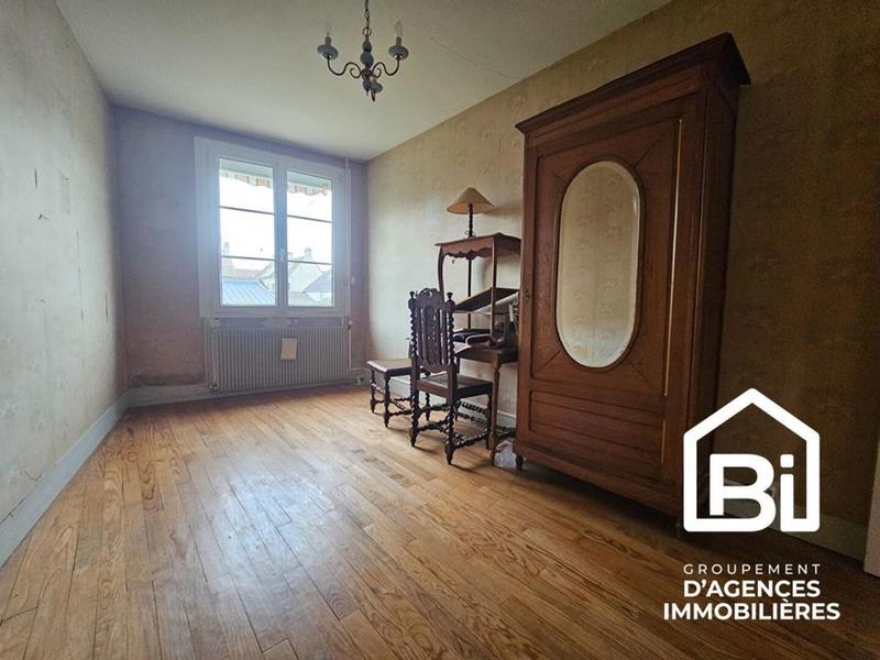 Maison de bourg - 150 m² - 7 pièces