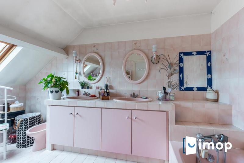 Maison - 161 m² - 6 pièces