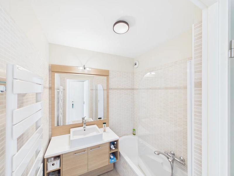 Appartement - 77 m² - 3 pièces