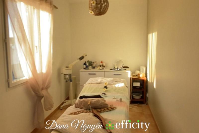 Villa - 176 m² - 8 pièces