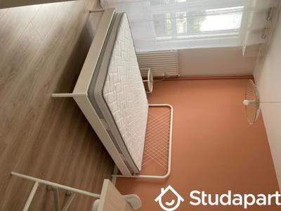 Chambre - 11 m² - 1 pièce