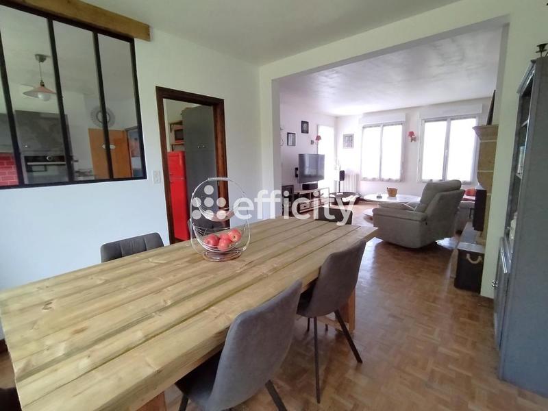 Maison - 157 m² - 7 pièces