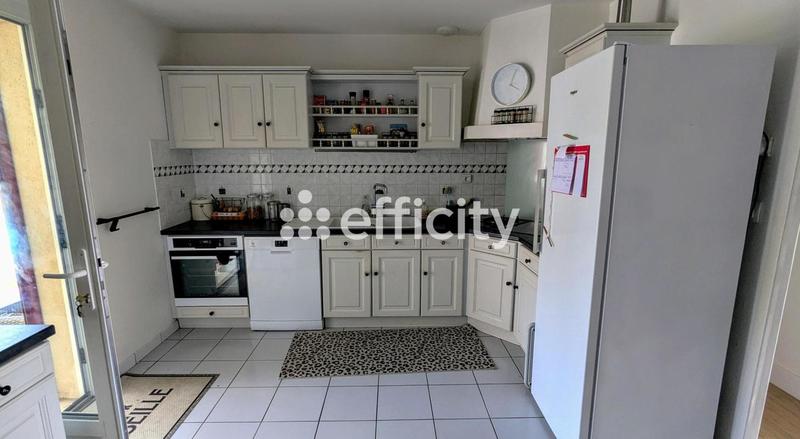 Maison - 150 m² - 7 pièces