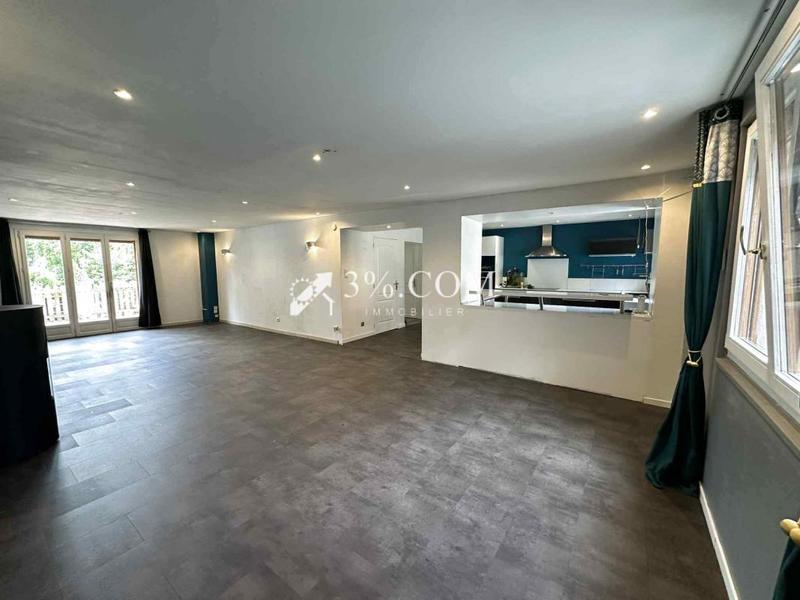 Maison de village - 167 m² - 6 pièces