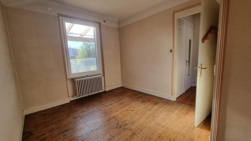 Appartement ancien - 134 m² - 4 pièces