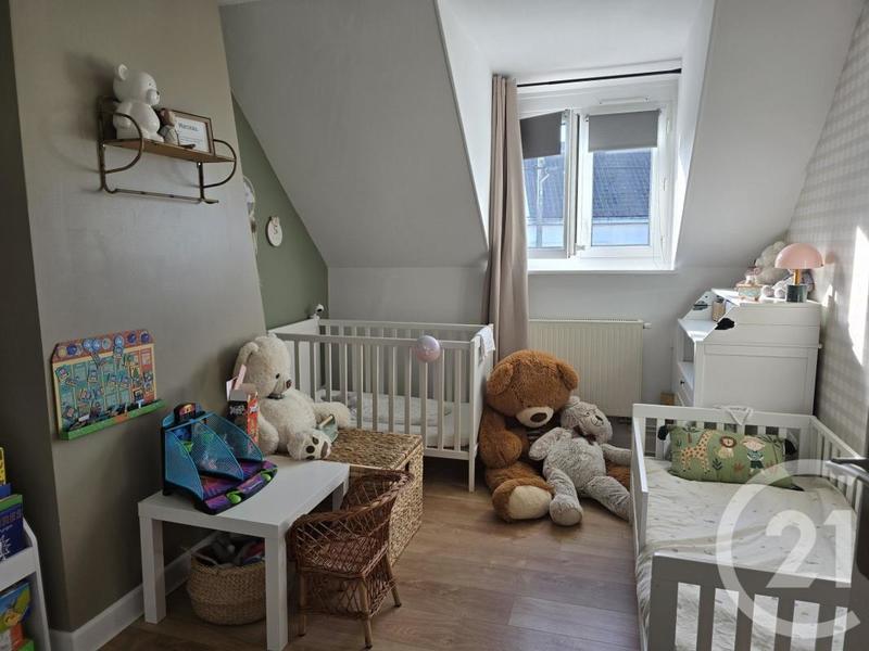 Maison - 96 m² - 5 pièces