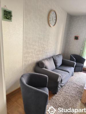 Chambre - 12 m² - 1 pièce