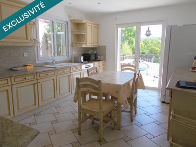 Maison - 175 m² - 7 pièces