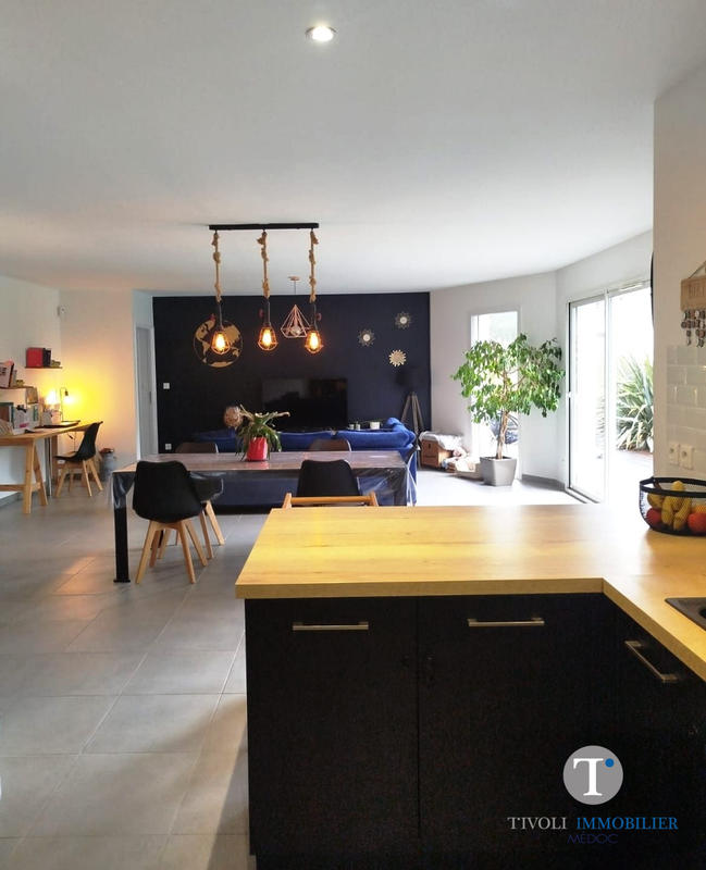 Maison contemporaine - 108 m² - 4 pièces