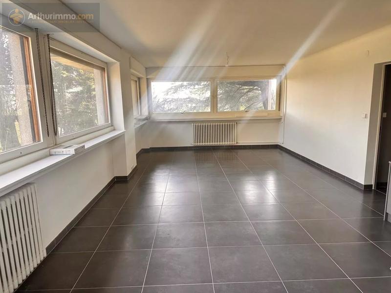 Maison - 300 m² - 8 pièces