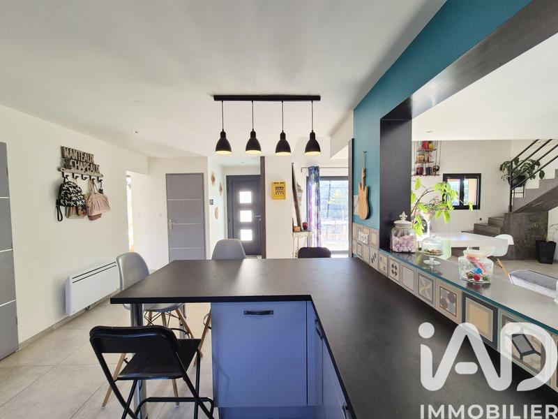 Maison - 145 m² - 6 pièces