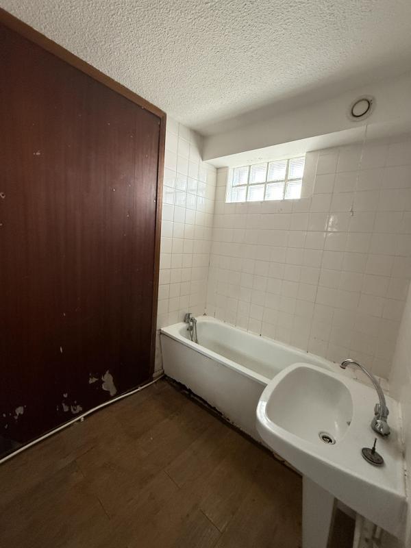 Appartement ancien - 75 m² - 4 pièces