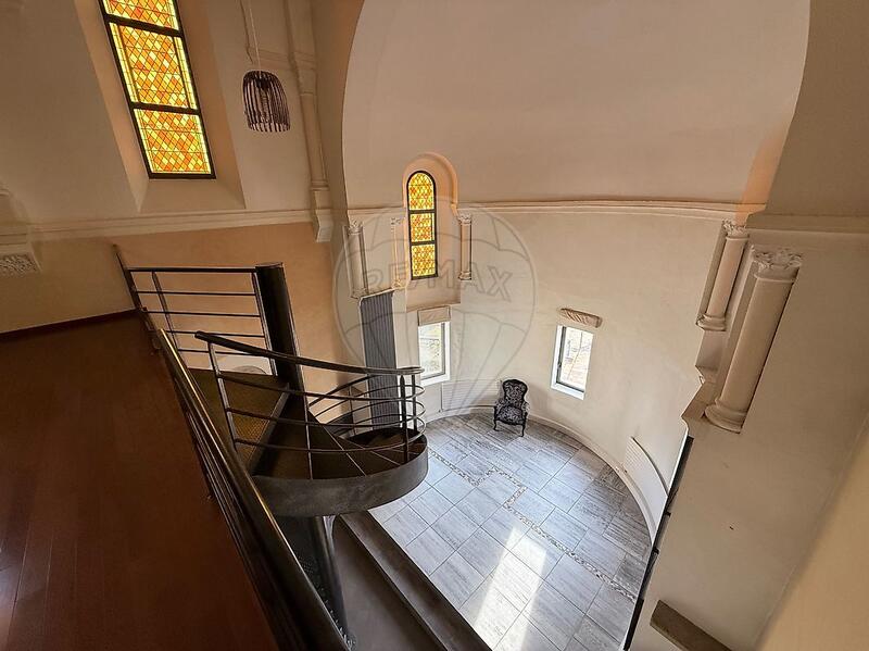 Appartement - 280 m² - 6 pièces