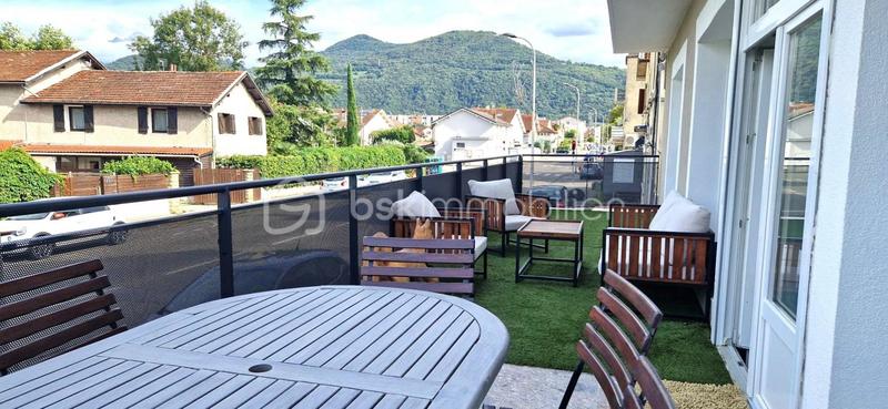 Appartement - 91 m² - 5 pièces