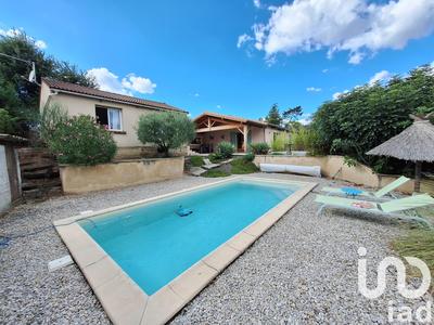 Maison - 131 m² - 5 pièces