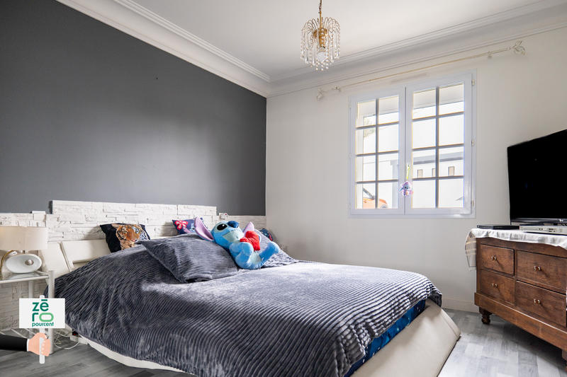 Maison - 283 m² - 10 pièces