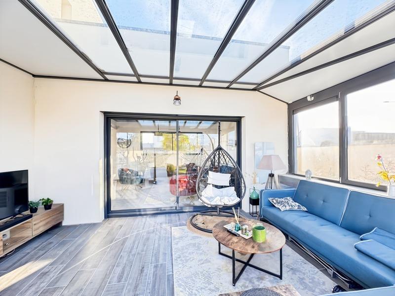 Maison - 178 m² - 7 pièces