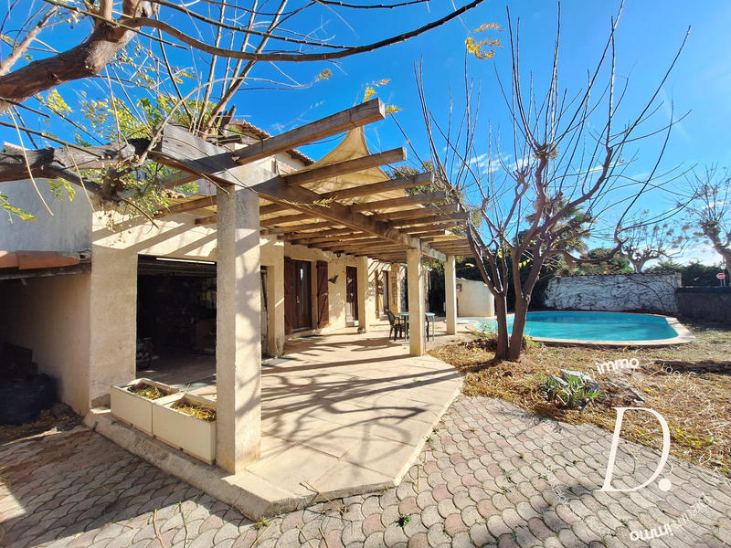 Villa - 163 m² - 6 pièces