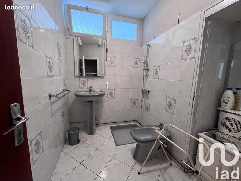 Maison de village - 209 m² - 9 pièces