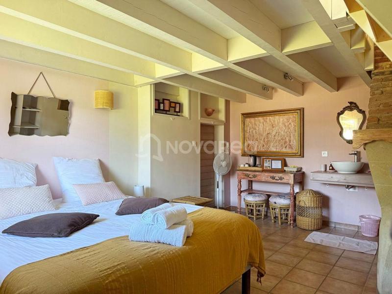 Maison de campagne - 534 m² - 15 pièces